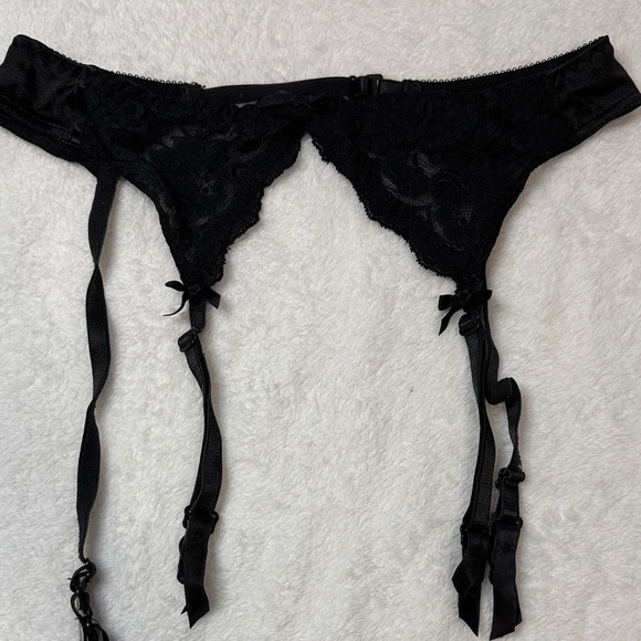 3 Pc Lace Garter Belt bundle - Picture 11 of 15